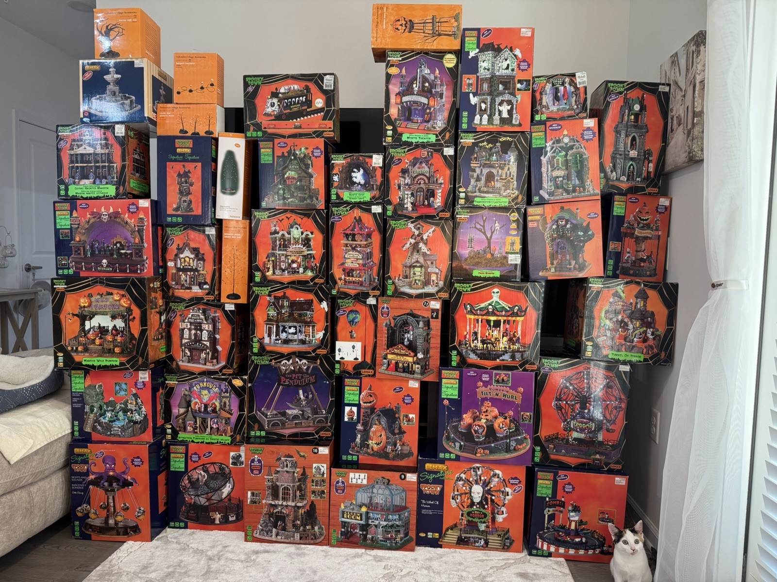 Lemax Spookytown entire lot Lemax Spookytown entire lot