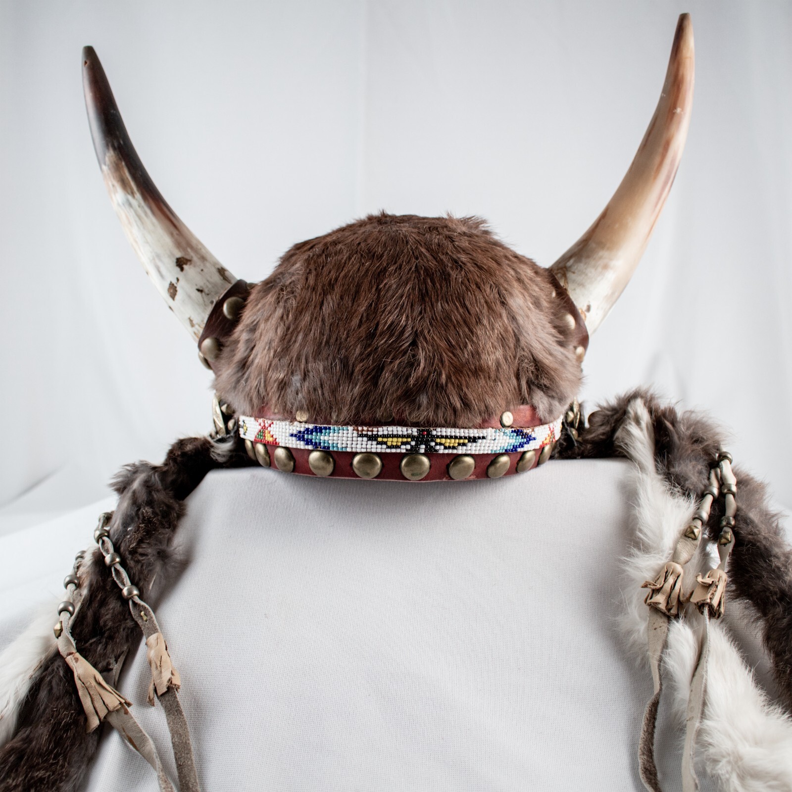 VINTAGE Native America Tribal Handmade Buffalo Fur Helmet Horn Hat VINTAGE Native America Tribal Handmade Buffalo Fur Helmet Horn Hat