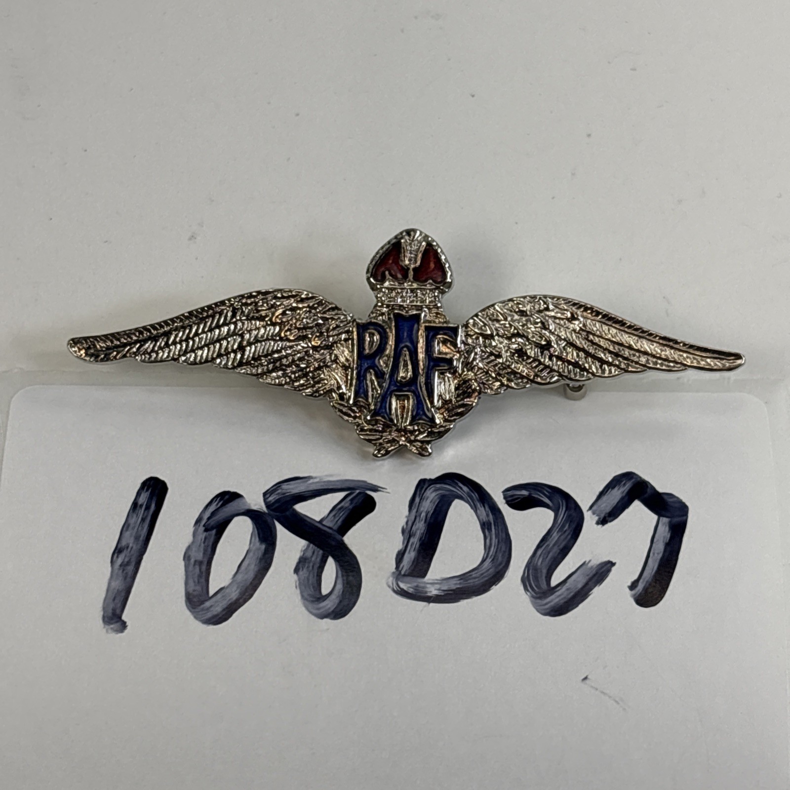 British Royal Air Force RAF Wings Pin-Back Sweetheart Brooch Insignia 108D27