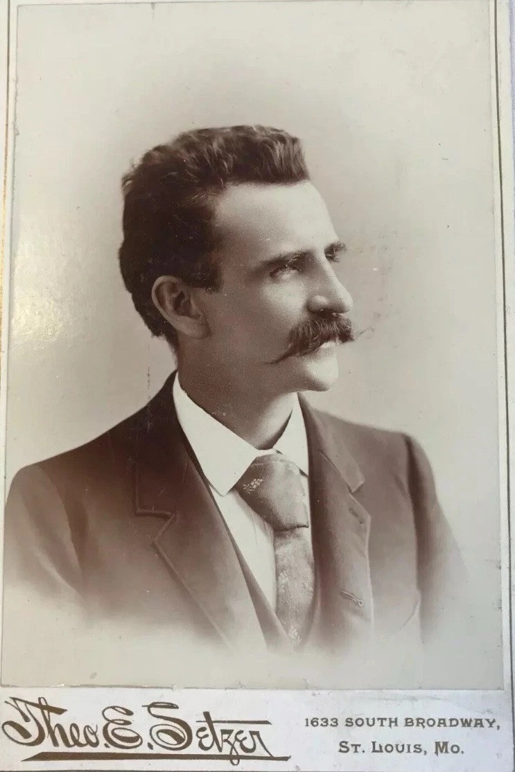Nikola Tesla Cabinet Card Studio Portrait 1893 St. Louis Origin Of Radio Epic Nikola Tesla Cabinet Card Studio Portrait 1893 St. Louis Origin Of Radio Epic