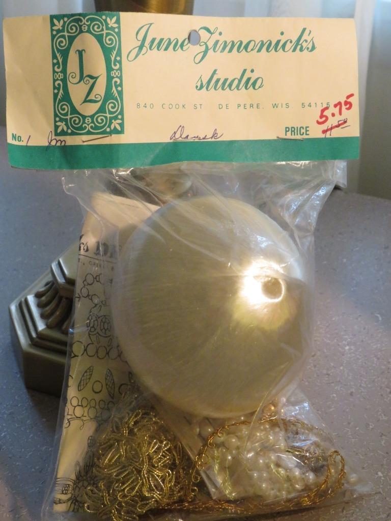 JUNE ZIMONICK'S STUDIO Christmas Ornament Kit #1 - 