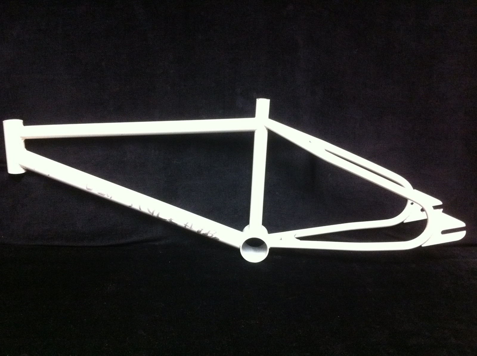 Super Rare White NOS 1987 HUTCH PRO RACER CR-MO Error FRAME Old School BMX Star Super Rare White NOS 1987 HUTCH PRO RACER CR-MO Error FRAME Old School BMX Star