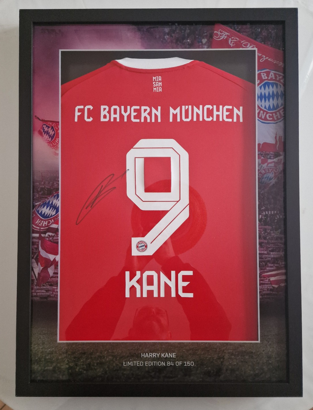 HARRY KANE ADIDAS SIGNED SHIRT ADIDAS BAYERN MUNICH LIMITED EDITION 84/150 + COA HARRY KANE ADIDAS SIGNED SHIRT ADIDAS BAYERN MUNICH LIMITED EDITION 84/150 + COA