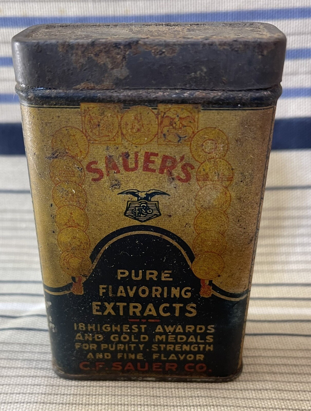 Vintage Sauers Spices Bleached Ginger Lithograph Tin Richmond Virginia USA Vintage Sauers Spices Bleached Ginger Lithograph Tin Richmond Virginia USA