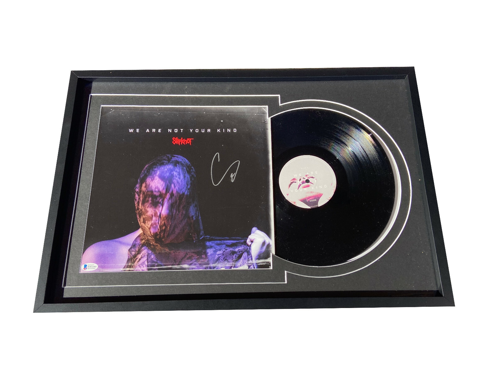 COREY TAYLOR SIGNED AUTOGRAPH FRAMED SLIPKNOT VINYL LP BAS BECKETT COREY TAYLOR SIGNED AUTOGRAPH FRAMED SLIPKNOT VINYL LP BAS BECKETT