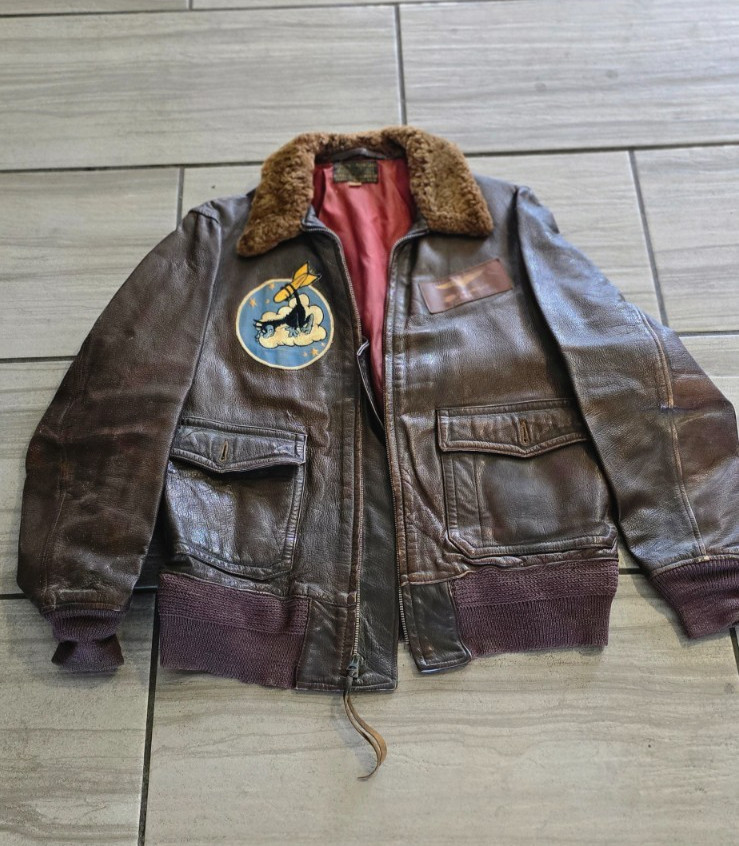 WWII USN M-422A Intermediate Flight Jacket G & F Co Size 40 Rare Black Cat Squad WWII USN M-422A Intermediate Flight Jacket G & F Co Size 40 Rare Black Cat Squad