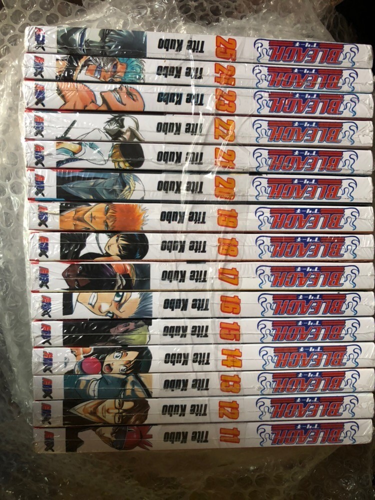 BLEACH by Tite Kubo Vol 1 - Vol 35 Full Set English Version Manga Comic BLEACH by Tite Kubo Vol 1 - Vol 35 Full Set English Version Manga Comic