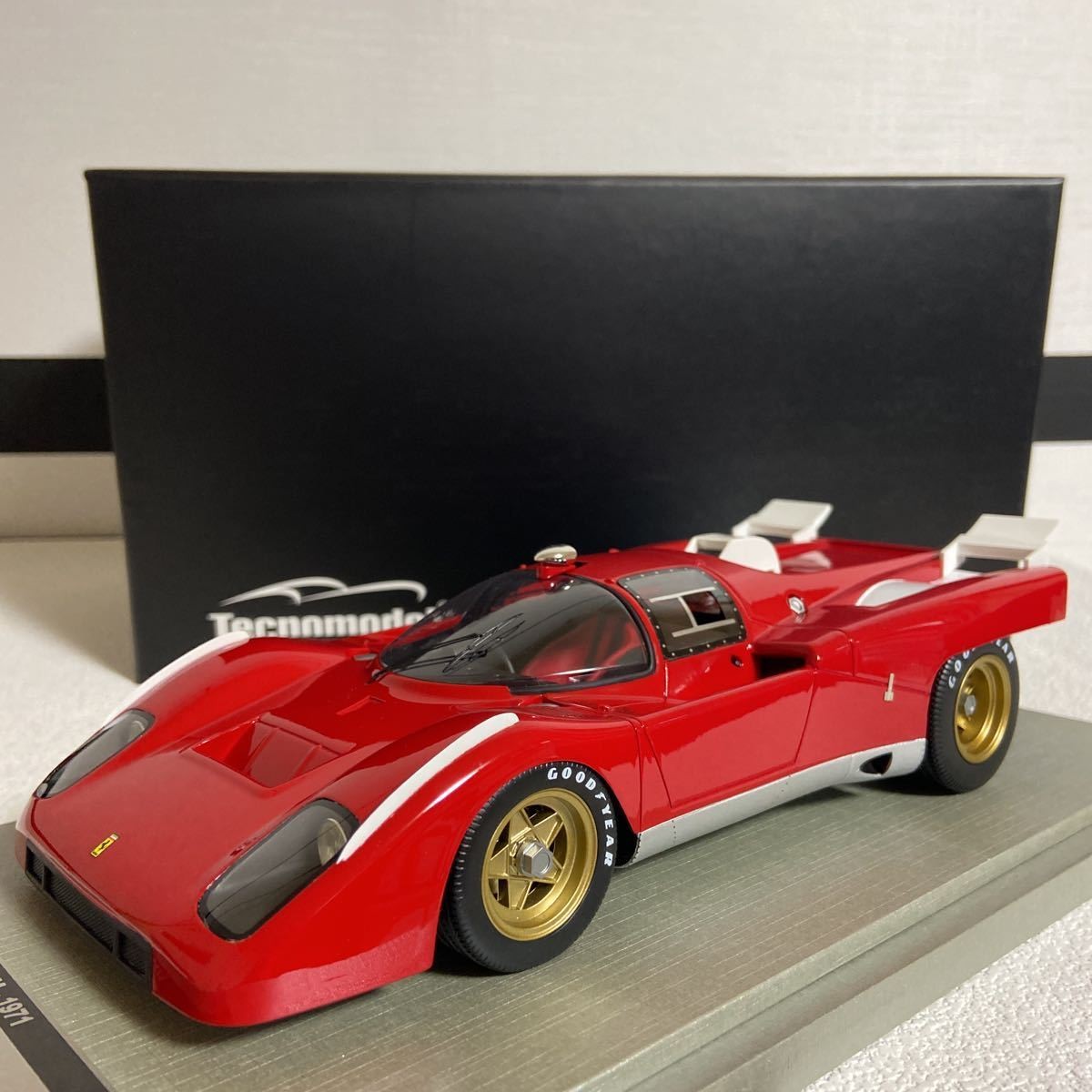 Techno Model/Tecnomodel Mitos Series 1/18 Ferrari F.512M 1971 Press Rosso Corsa Techno Model/Tecnomodel Mitos Series 1/18 Ferrari F.512M 1971 Press Rosso Corsa