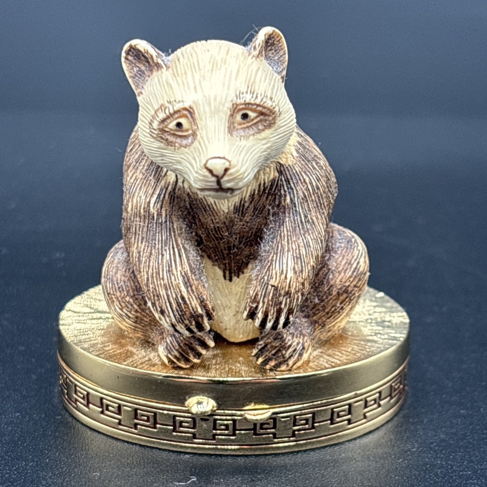 SCARCE 1984 ESTEE LAUDER PANDA COMPACT w CINNABAR SOLID PERFUME SCARCE 1984 ESTEE LAUDER PANDA COMPACT w CINNABAR SOLID PERFUME