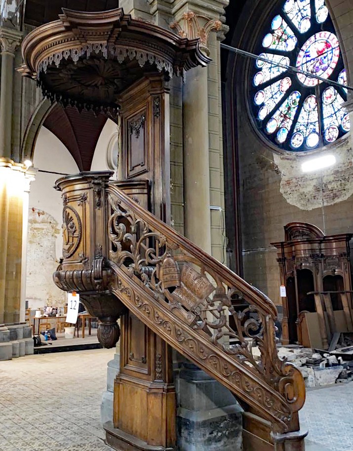 Antique Baroque 1700's Impressive Church Pulpit in Solid Oak Antique Baroque 1700's Impressive Church Pulpit in Solid Oak