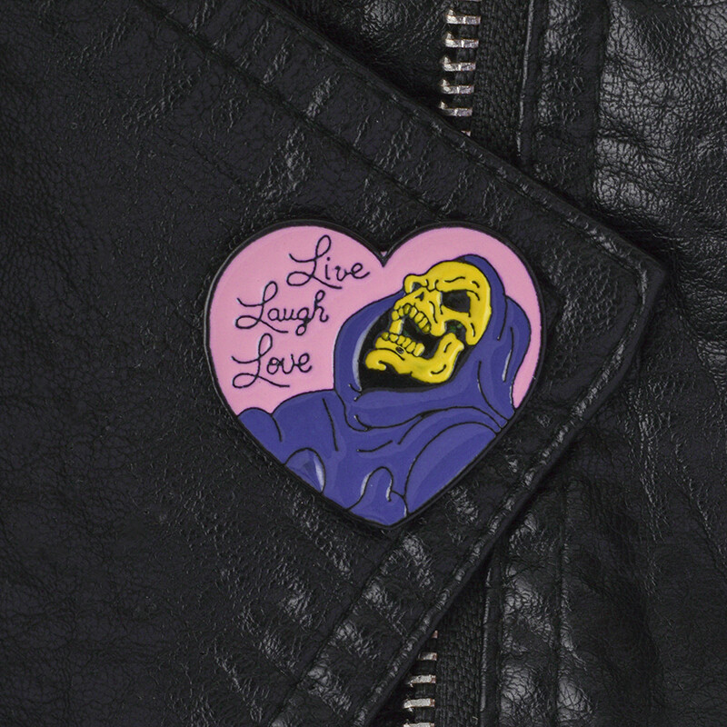 Skeletor “Live Laugh Love” Enamel Pin Badge – He-Man Retro 80s + Gift Bag