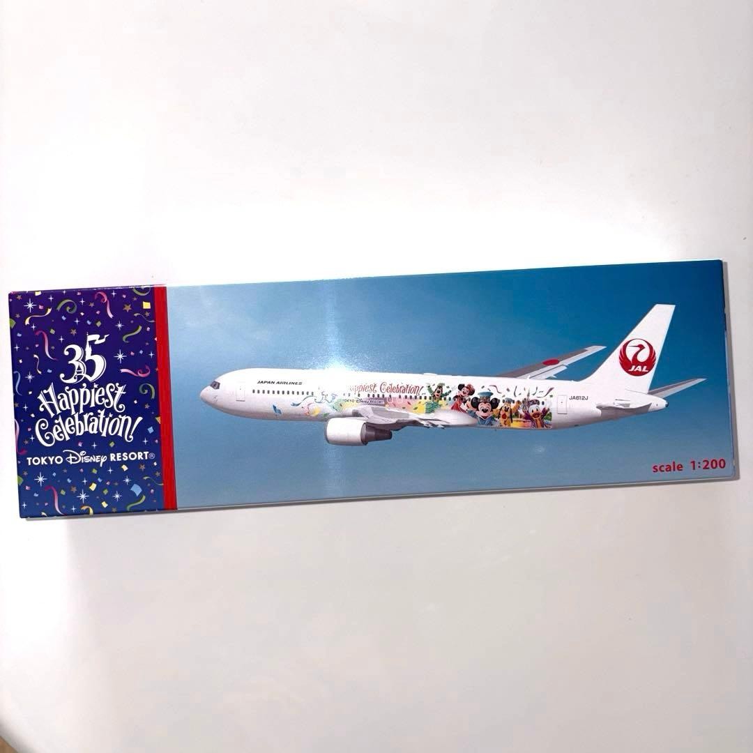 Tokyo Disney 35th Anniversary TDR JAL Model Unopened Rare Disney Plane Tokyo Disney 35th Anniversary TDR JAL Model Unopened Rare Disney Plane