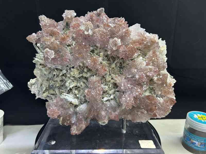 Natural Red Calcite Flower Cluster, Pink Calcite Mineral Specimen Home Decor Natural Red Calcite Flower Cluster, Pink Calcite Mineral Specimen Home Decor