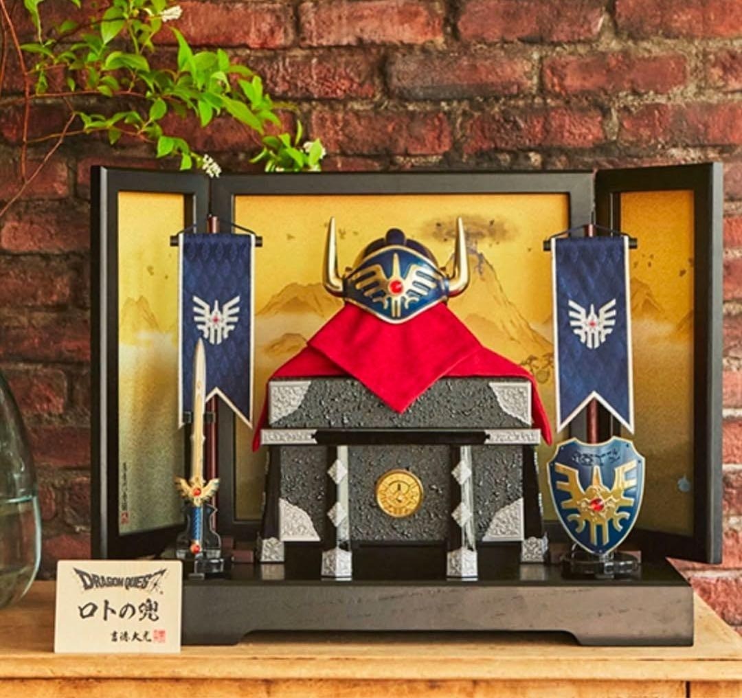 Dragon Quest Roto Helmet Ornament Set - Square Enix Dragon Quest Roto Helmet Ornament Set - Square Enix