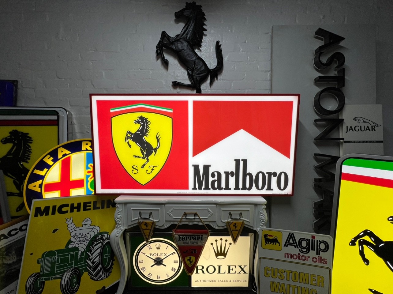 RARE 2000’s FERRARI F1 MARLBORO EVENT DEALER SHOWROOM GARAGE ILLUMINATED SIGN