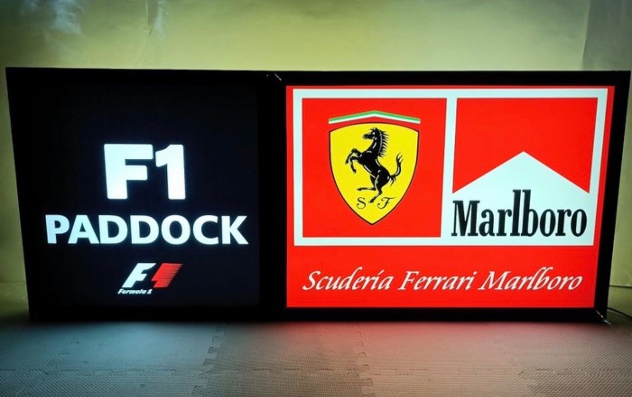 RARE 1990’s FERRARI ILLUMINATED DEALER SIGN F1 PADDOCK DEALERSHIP GARAGE SIGN
