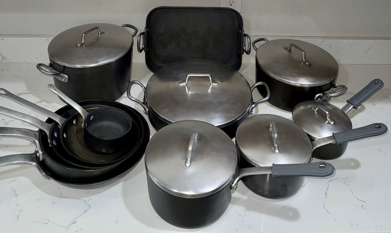 Vtg Magnalite GHC Hard Anodized Aluminum 18 Piece Set