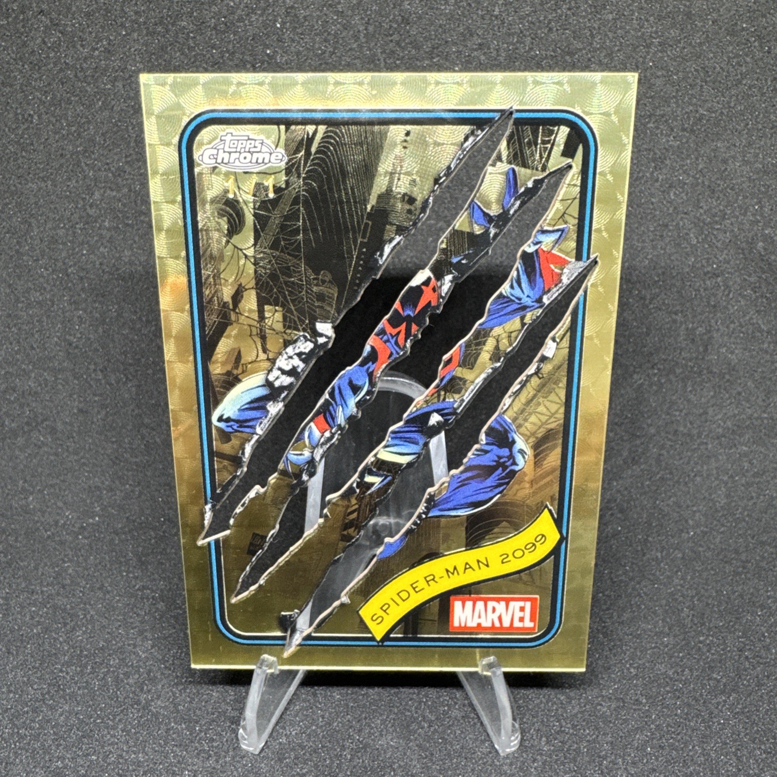 Spider-man 2099 CLAWED - 1/1 - Superfractor - 2025 Topps Chrome Marvel Spider-man 2099 CLAWED - 1/1 - Superfractor - 2025 Topps Chrome Marvel