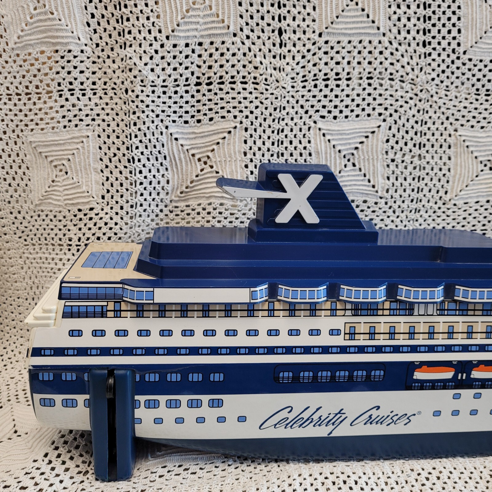 Vintage Celebrity Cruises Huge Display Cruise Ship View Master 40 Vintage Celebrity Cruises Huge Display Cruise Ship View Master 40