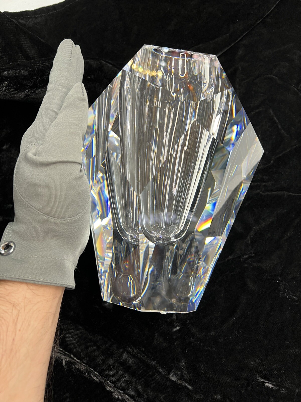 SILEX VASE SWAROVSKI  #892540 Please Message If Interested. Slight Scratch /top