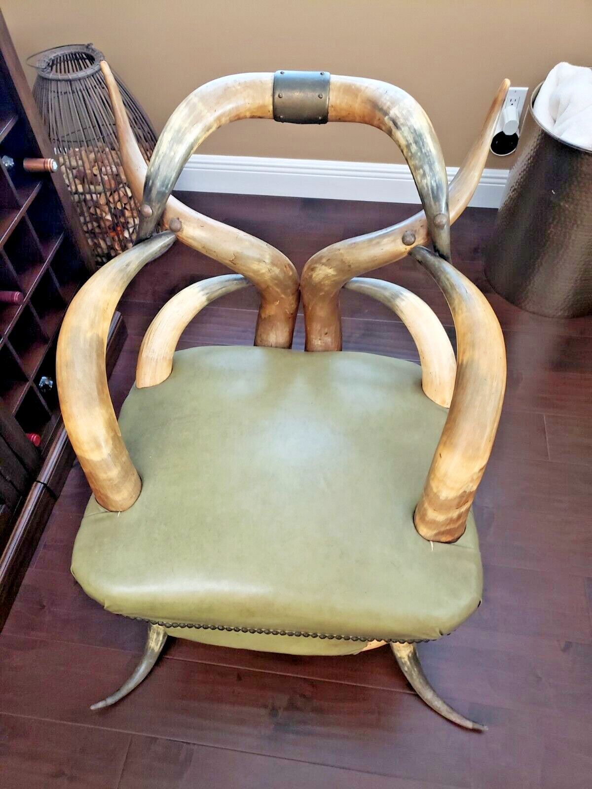 BULL HORN CHAIR CIRCA 1950'S-1960'S DWIGHT D.EISENHOWER BULL HORN CHAIR CIRCA 1950'S-1960'S DWIGHT D.EISENHOWER