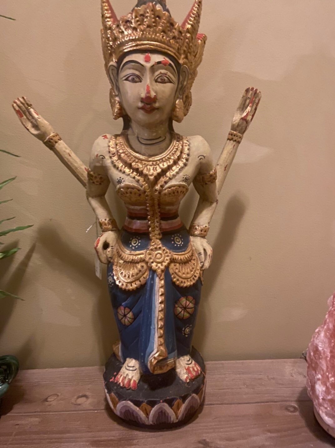 Rare Indian Goddess Statue,this item is beautifully detailed hand carved,antique Rare Indian Goddess Statue,this item is beautifully detailed hand carved,antique