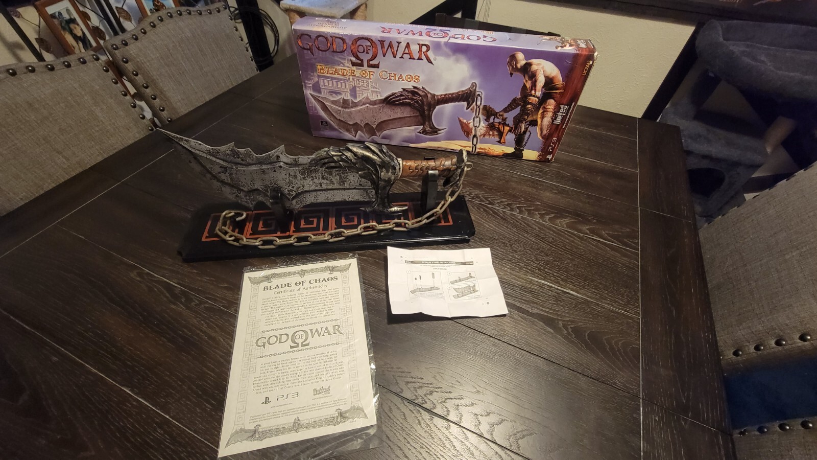 GOD OF WAR BLADE OF CHAOS UC2665 BY UNITED CUTLERY COMPLETE GOD OF WAR BLADE OF CHAOS UC2665 BY UNITED CUTLERY COMPLETE