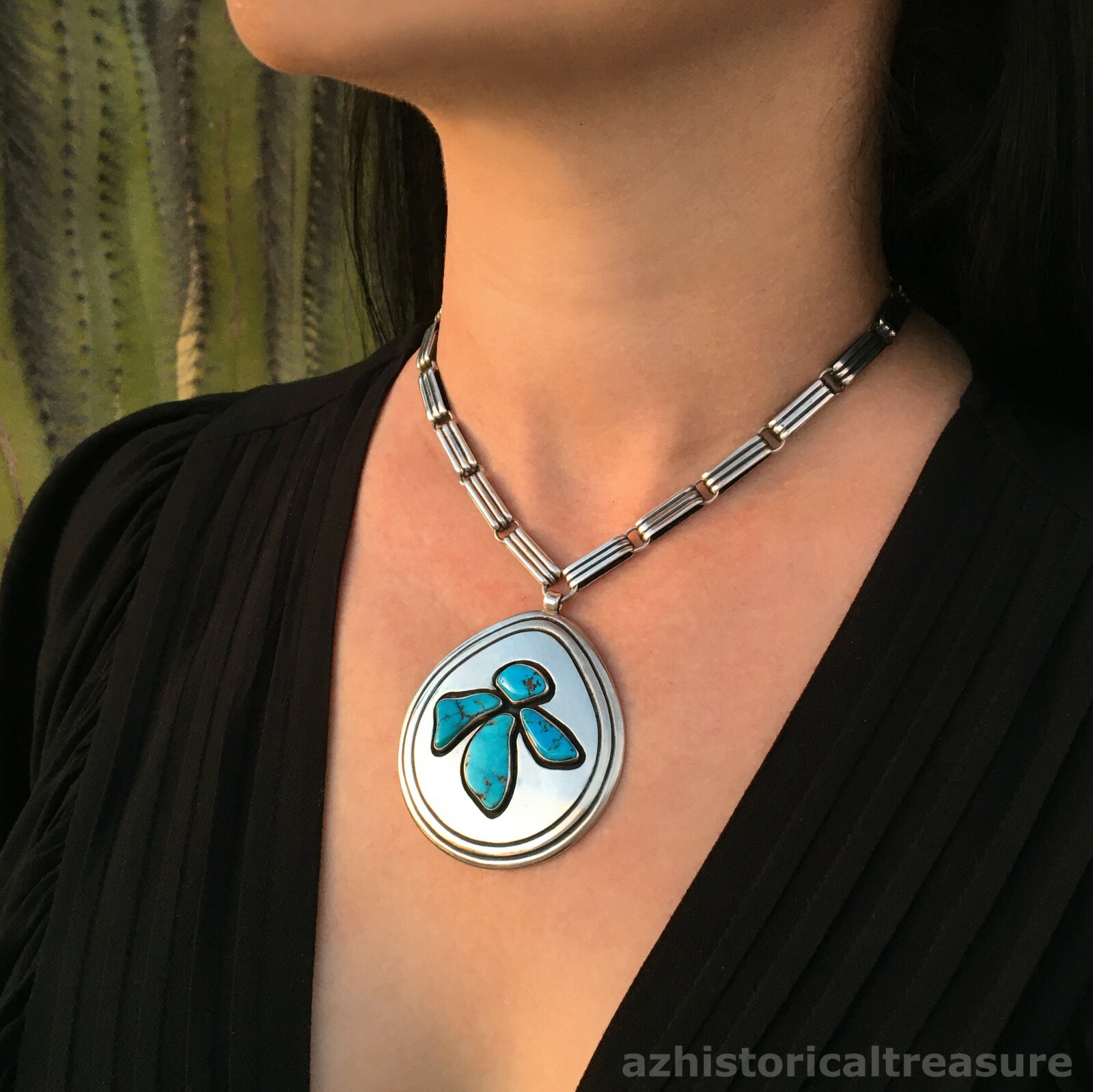 KENNETH BEGAY - WHITE HOGAN NAVAJO HANDMADE STERLING SILVER TURQUOISE NECKLACE KENNETH BEGAY - WHITE HOGAN NAVAJO HANDMADE STERLING SILVER TURQUOISE NECKLACE