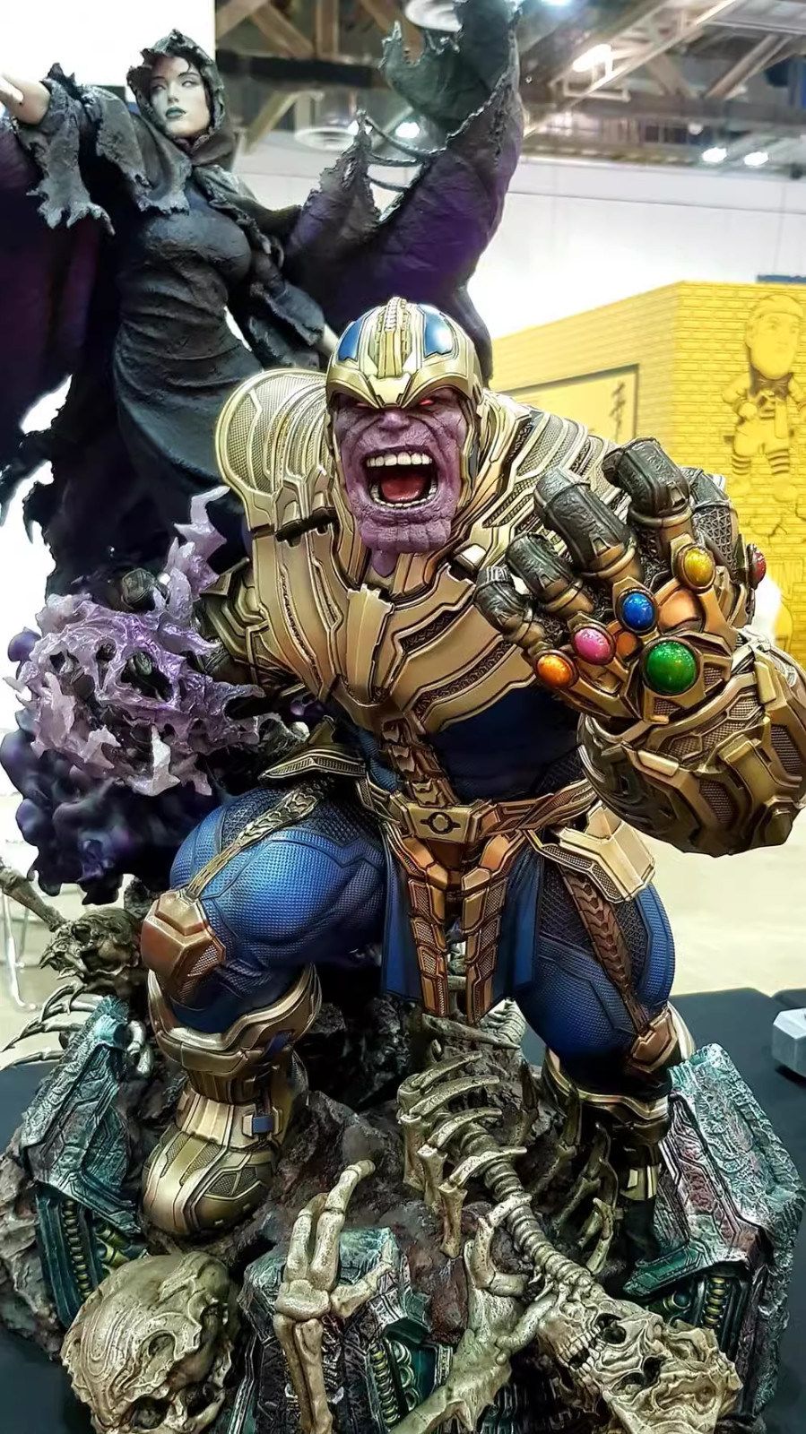 XM Studios 1/4 Thanos With Death Goddess Limited Figure 1/4 Resin Statue InStock XM Studios 1/4 Thanos With Death Goddess Limited Figure 1/4 Resin Statue InStock