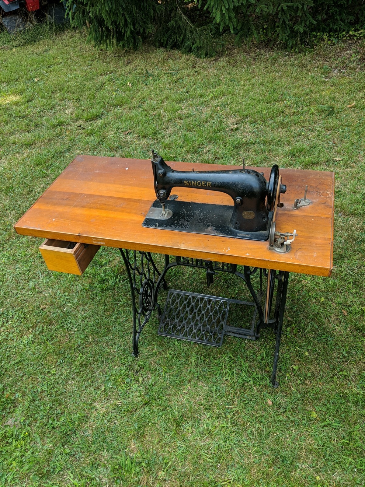Singer 31-15  treadle sewing machine Industrial 1896 1899 Pickup In Paxinos Pa