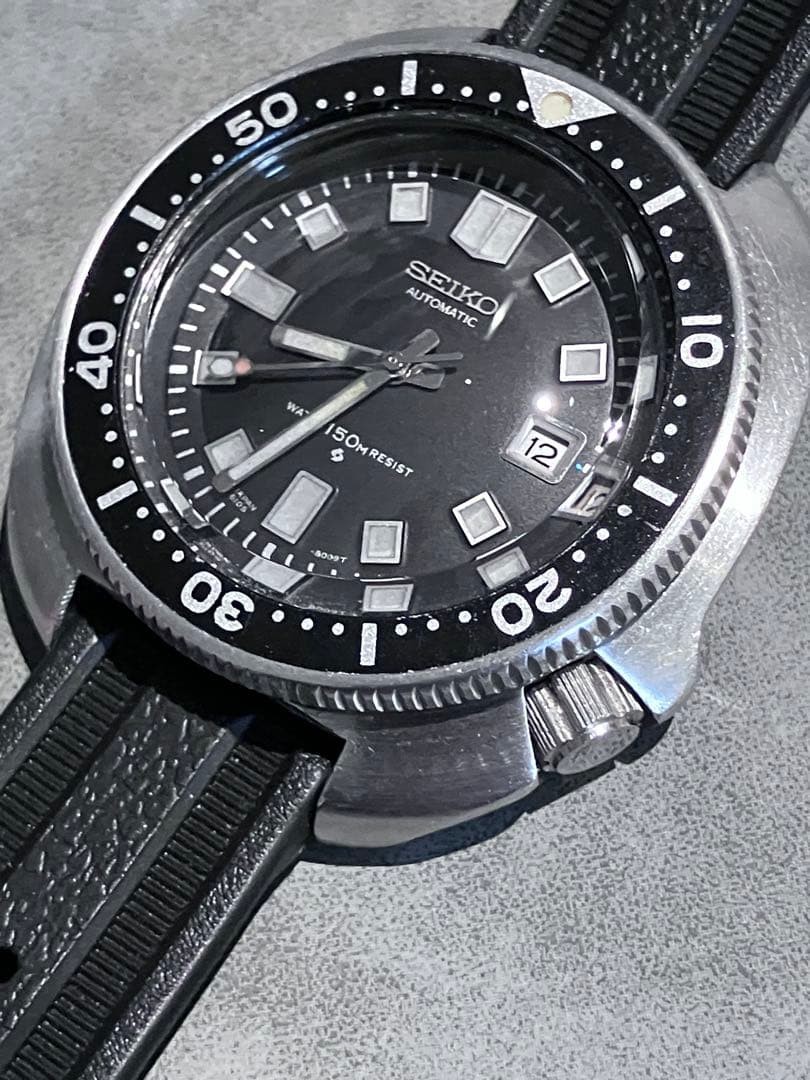 SEIKO 6105-8110 Second Diver Uemura Naoki 1973 Auto Black Dial Tire Tread Strap SEIKO 6105-8110 Second Diver Uemura Naoki 1973 Auto Black Dial Tire Tread Strap