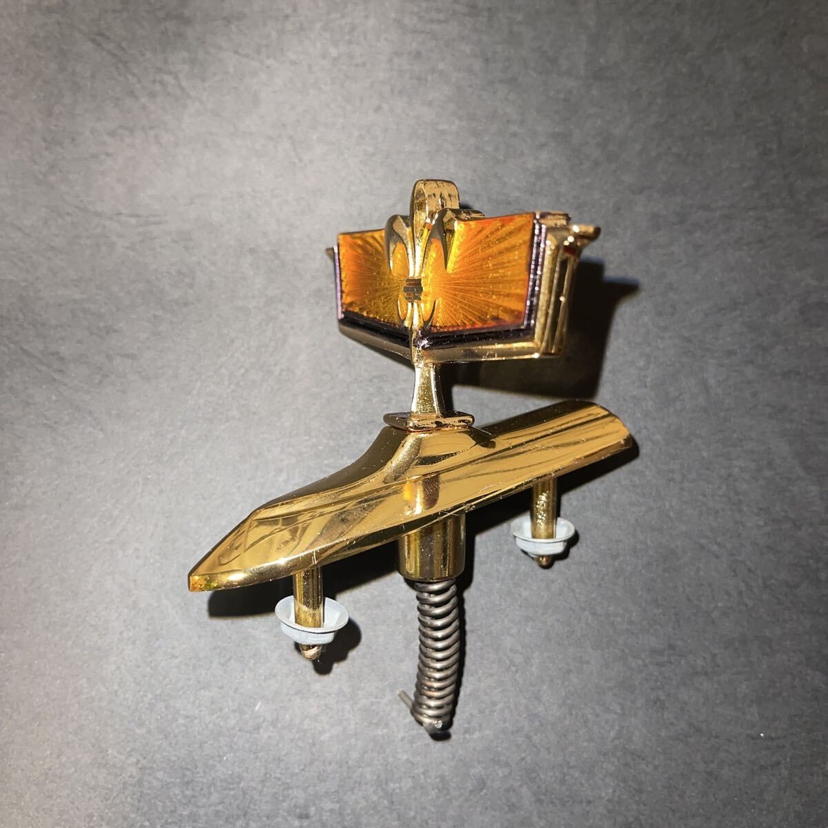 Chevrolet Caprice 77-90 Emblem Gold Chevrolet Caprice 77-90 Emblem Gold