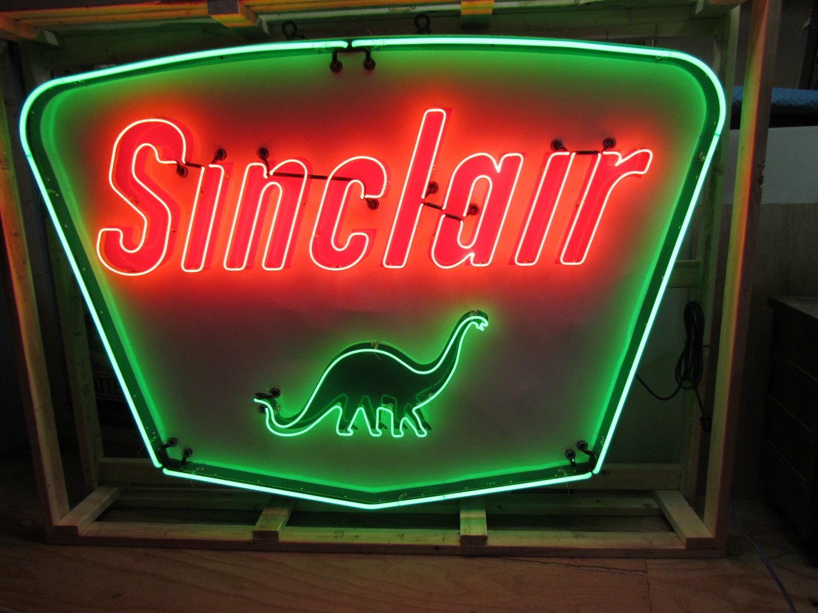 Original Sinclair Dino Porcelain Neon Sign 84 Original Sinclair Dino Porcelain Neon Sign 84