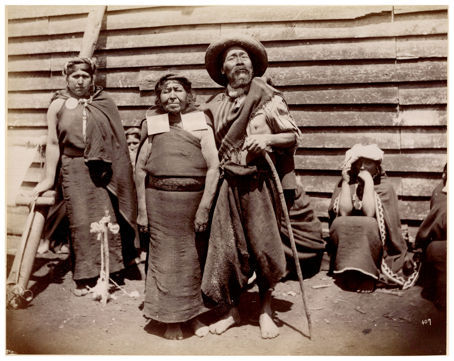 Odber Heffer, Chile, Mapuches, Indias Araucanas Vintage Albumen Print Issue a Odber Heffer, Chile, Mapuches, Indias Araucanas Vintage Albumen Print Issue a