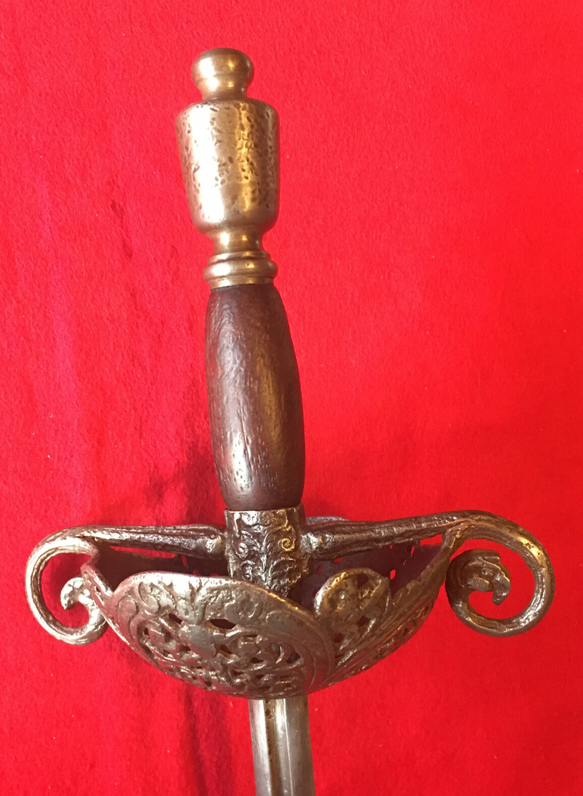 Fine Quality 18th C. Spanish Pierced & Carved, Cup Hilt Rapier. Fine Quality 18th C. Spanish Pierced & Carved, Cup Hilt Rapier.