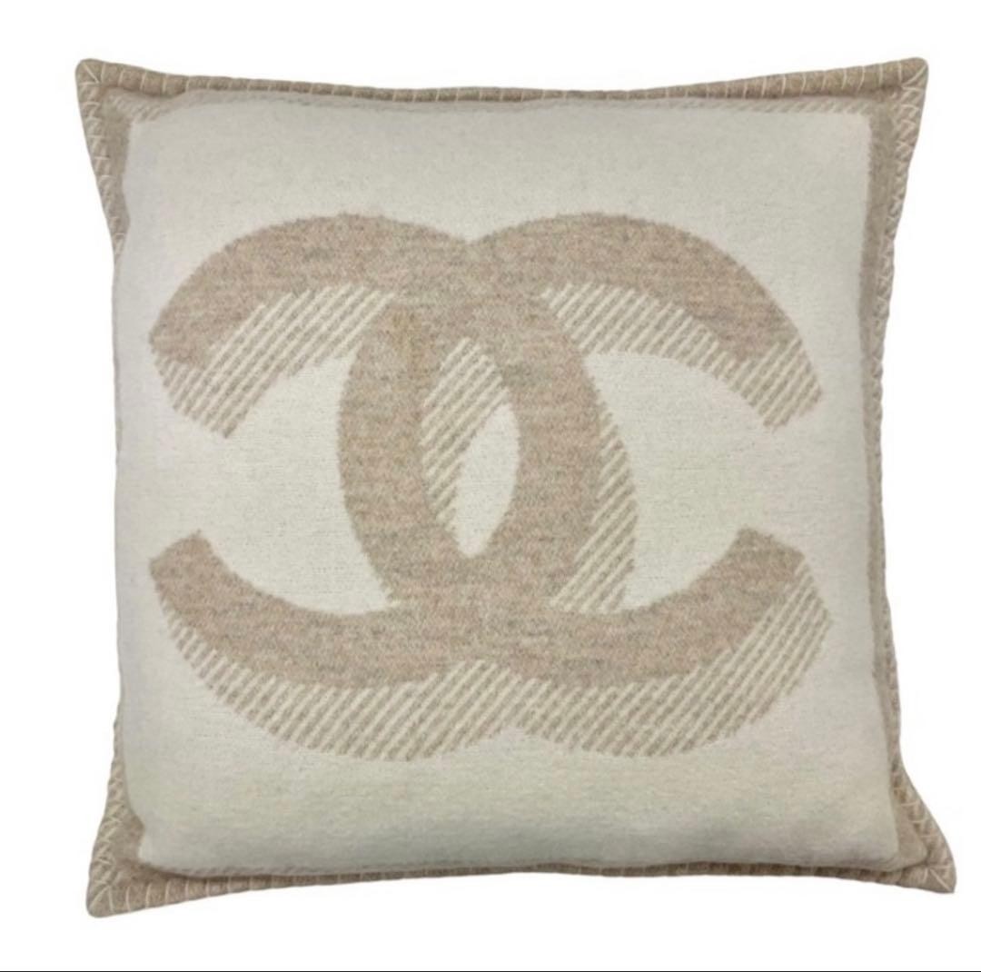 Chanel Home Decor Cc Logo Cushion Beige Ivory Aa1088 Limited Edition VHTF Design Chanel Home Decor Cc Logo Cushion Beige Ivory Aa1088 Limited Edition VHTF Design