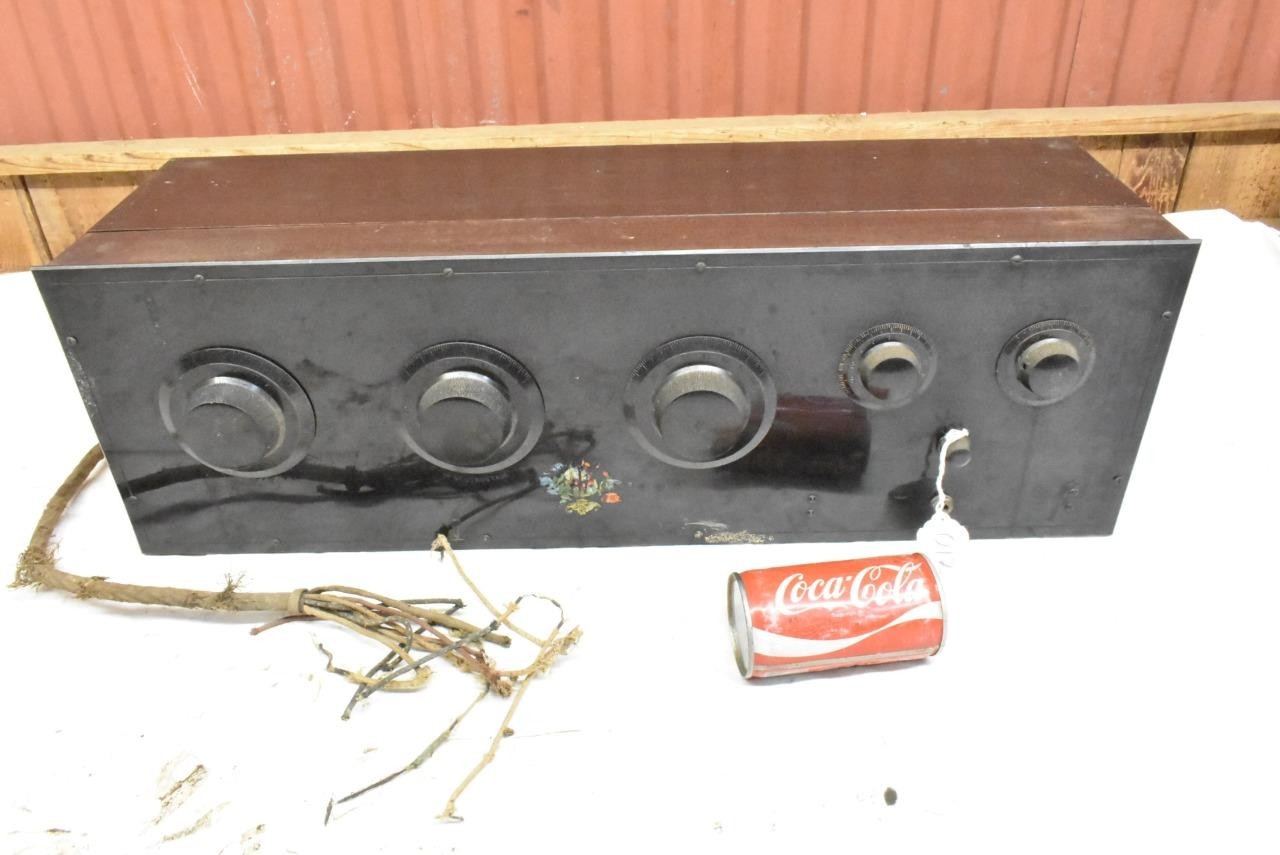 Freed Eisemann NR-7 NO. 748 GG Antique Radio Untested Selling As Is Parts Repair