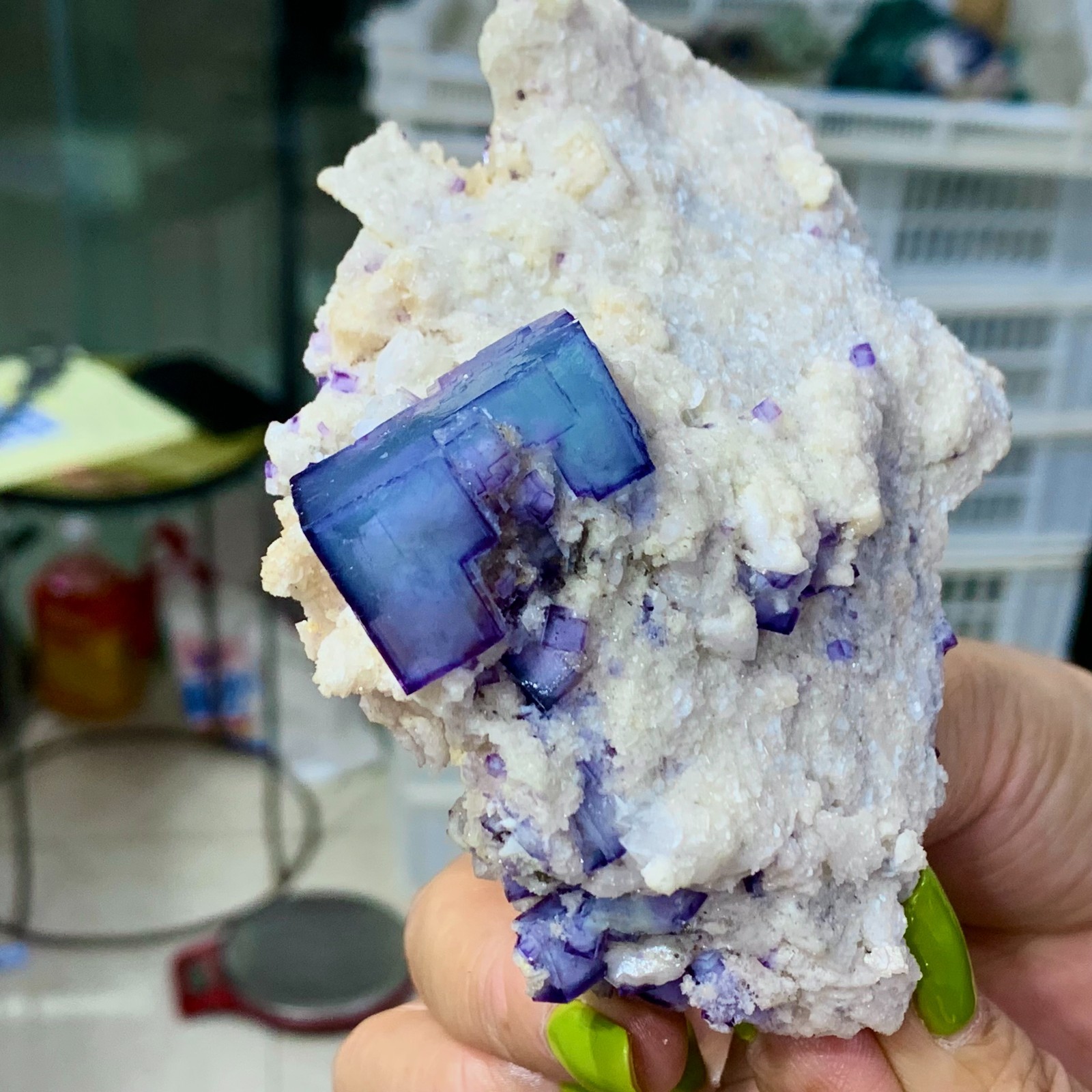 241G Natural Blue and white porcelain fluorite cubic mineral crystal sample/YGX