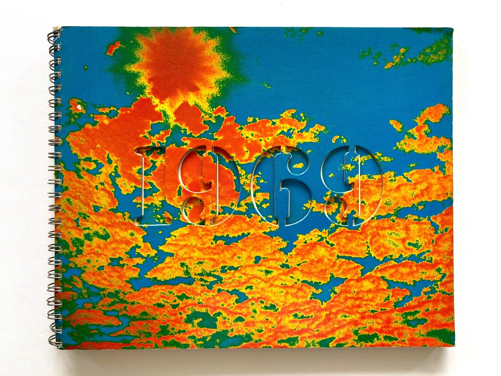 MUSEUM OF MODERN ART NY RARE 1969 MCM LITHOGRAPH PRINT APPOINTMENT CALENDAR BOOK MUSEUM OF MODERN ART NY RARE 1969 MCM LITHOGRAPH PRINT APPOINTMENT CALENDAR BOOK