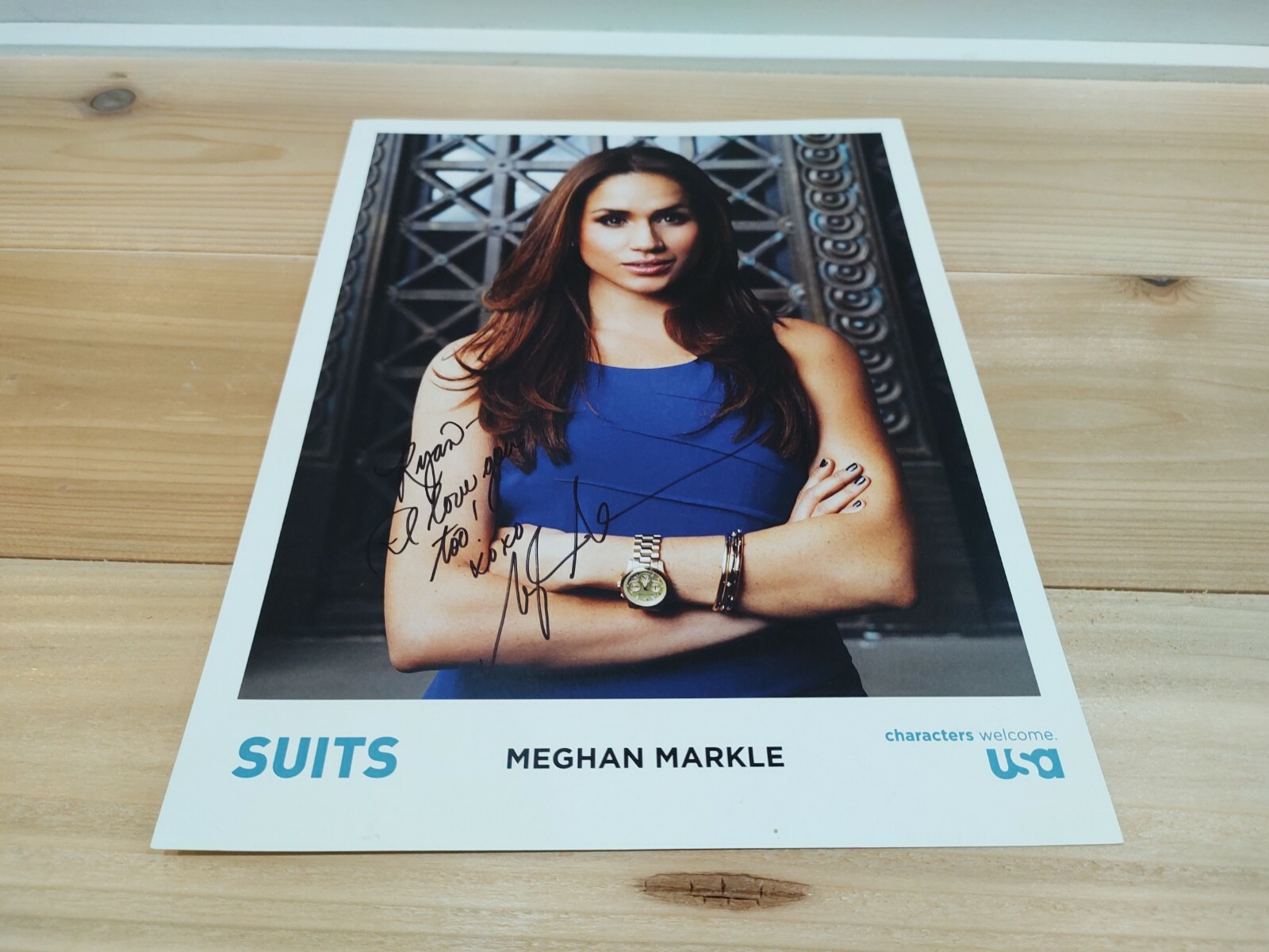 Suits TV Show Autographs Lot To RYAN LOVE MEGHAN MARKLE Xoxo Signature Suits TV Show Autographs Lot To RYAN LOVE MEGHAN MARKLE Xoxo Signature