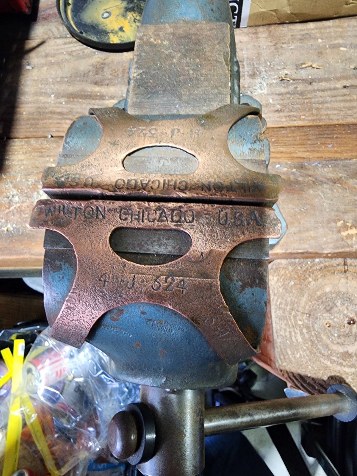 RARE Vintage Wilton Chicago USA Bench Vise w/ Original Brass Jaw Covers RARE Vintage Wilton Chicago USA Bench Vise w/ Original Brass Jaw Covers