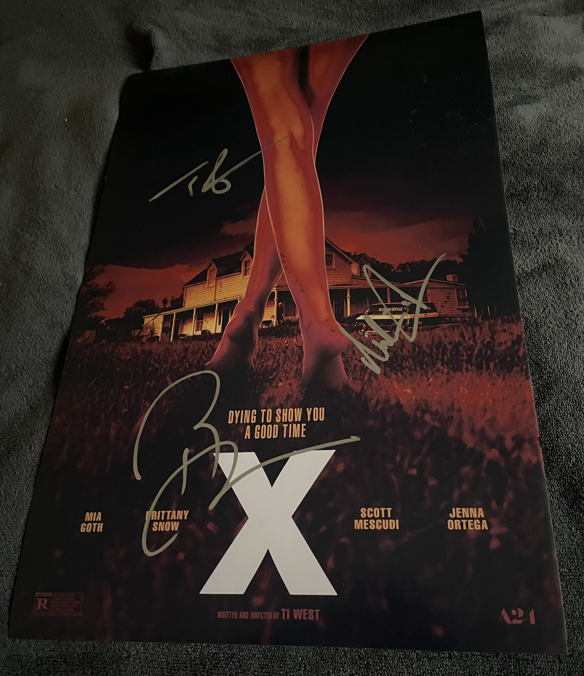 Brittany Snow signed X poster photo TI West cast x3 Martin Henderson Brittany Snow signed X poster photo TI West cast x3 Martin Henderson