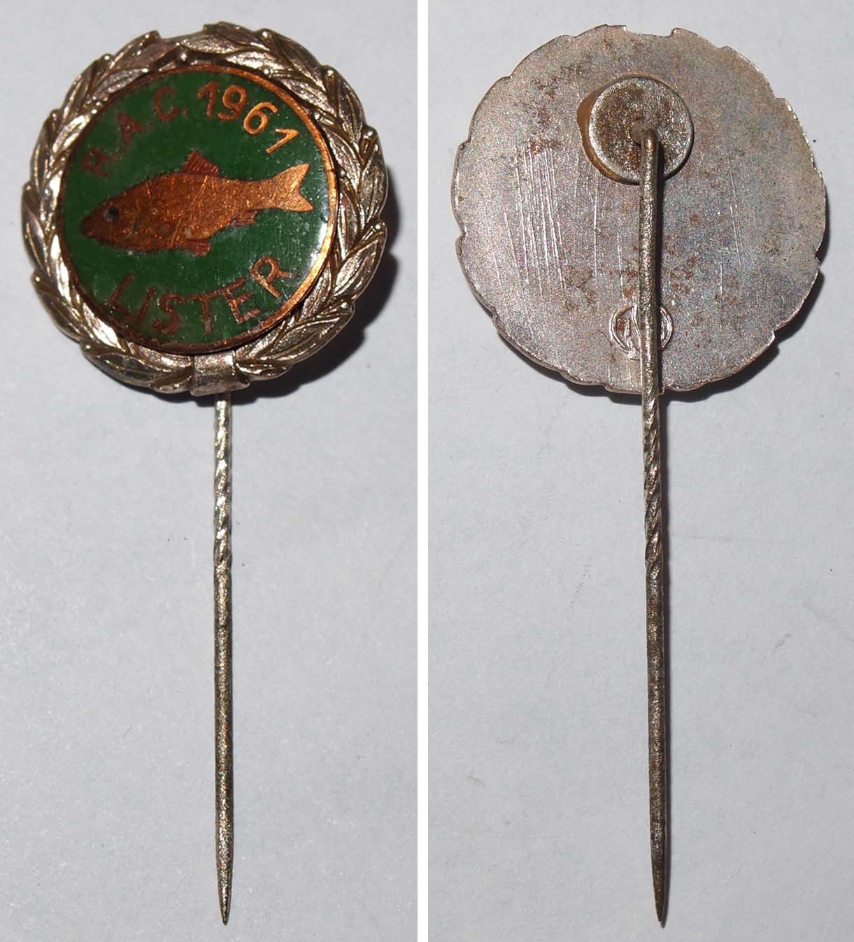 Enameled Honor Pin R.A.C. Royal Angling Club 1961 Lister / Fishing & Fishing Enameled Honor Pin R.A.C. Royal Angling Club 1961 Lister / Fishing & Fishing