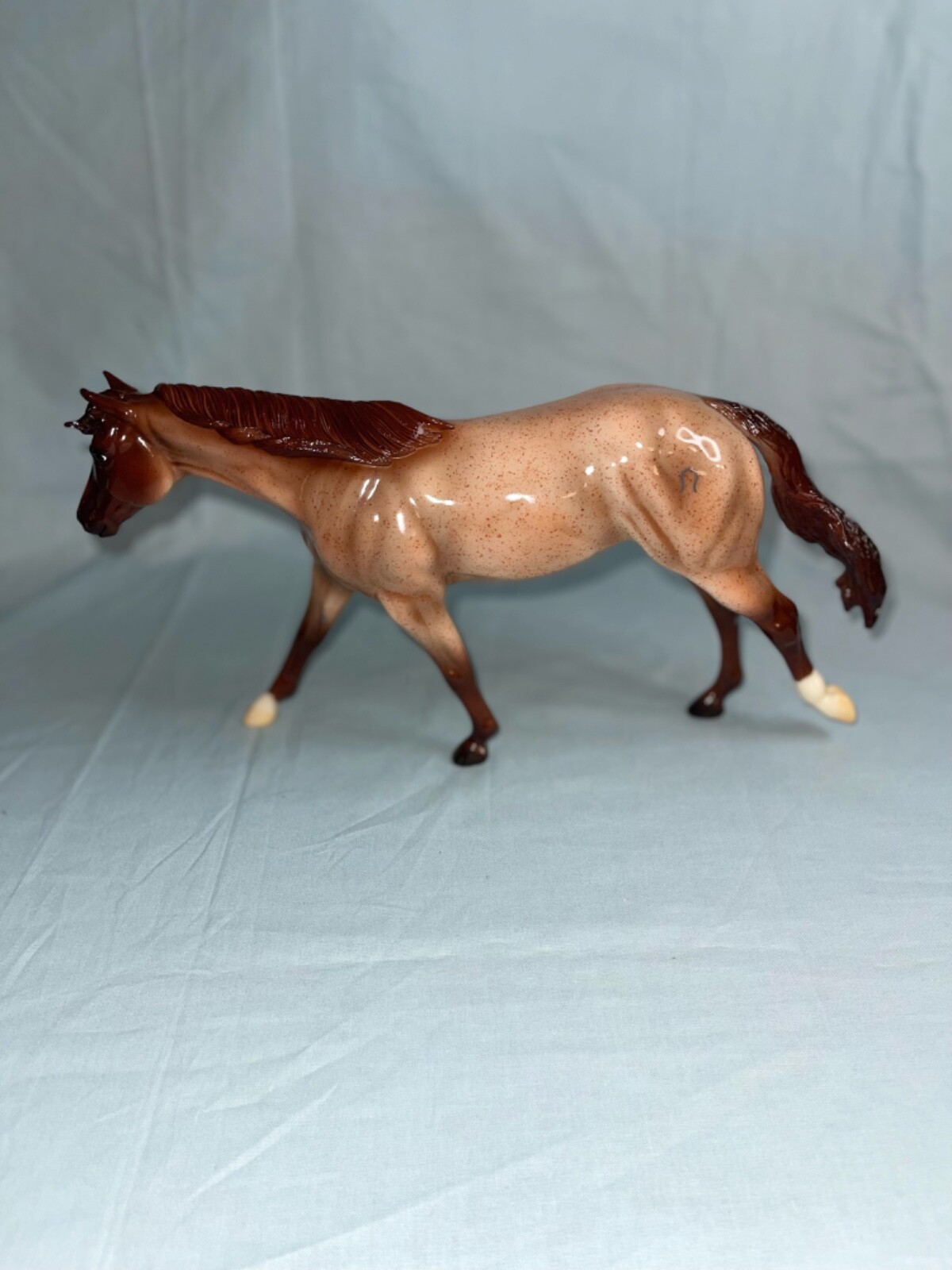 Breyerfest 2010 Prize Model Glossy “Bet Yer Blue Boons” red roan blaze Roxy Mold