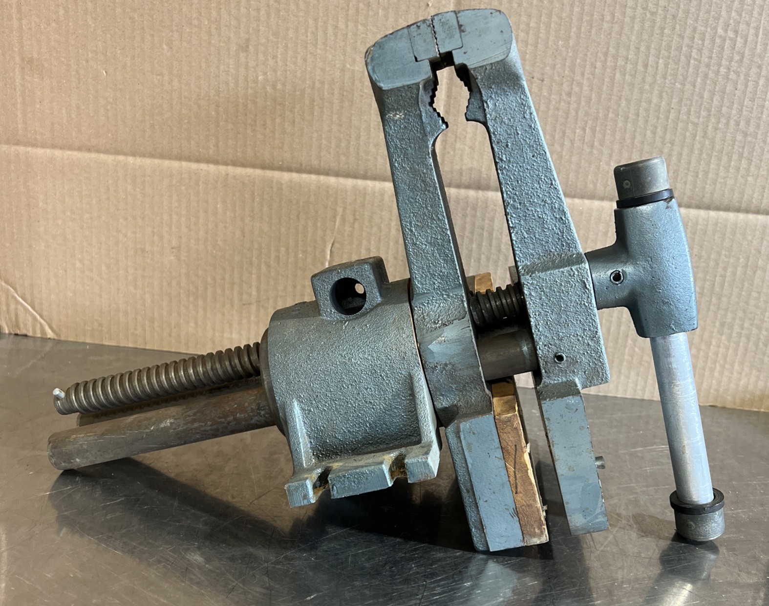 Very Rare-Hard To Find VINTAGE WILTON WOOD & METAL WORK ROTATING HEAD BENCH VISE