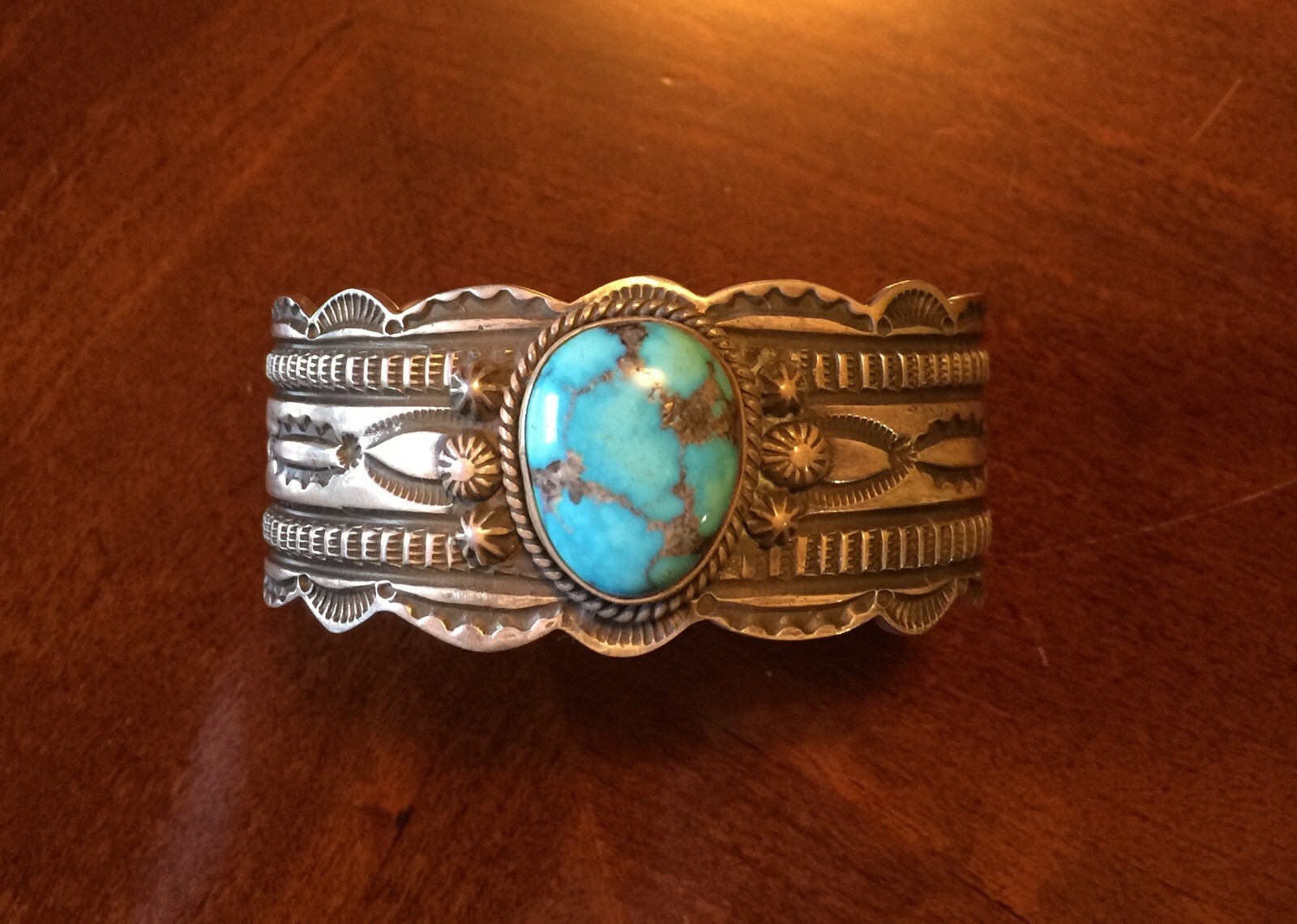 BRACELET NAVAJO SINGLE STONE TEARDROP TURQUOISE STAMPED SILVER FRED MALONEY BRACELET NAVAJO SINGLE STONE TEARDROP TURQUOISE STAMPED SILVER FRED MALONEY
