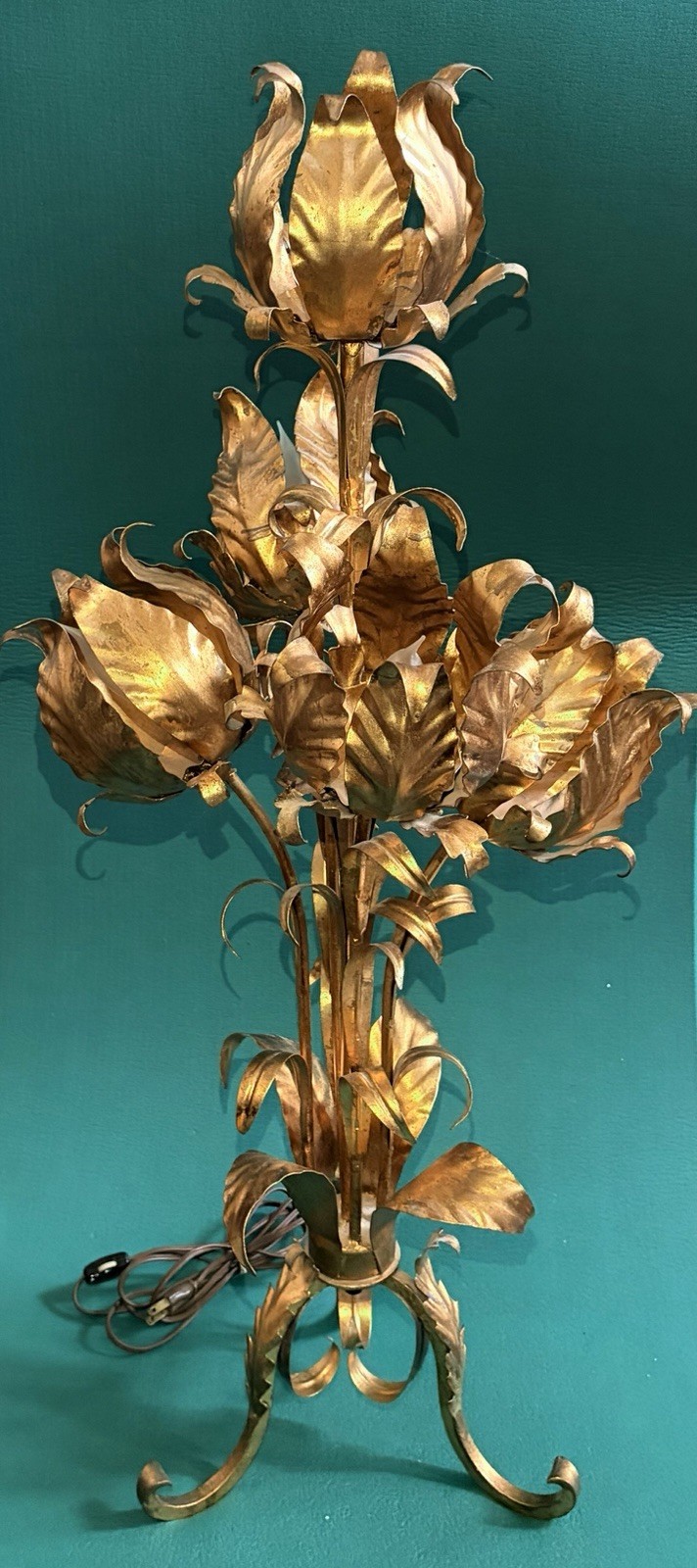 Vintage Hollywood Regency Coco Chanel Style Italy Tole Flower Table Lamp, 36 Vintage Hollywood Regency Coco Chanel Style Italy Tole Flower Table Lamp, 36