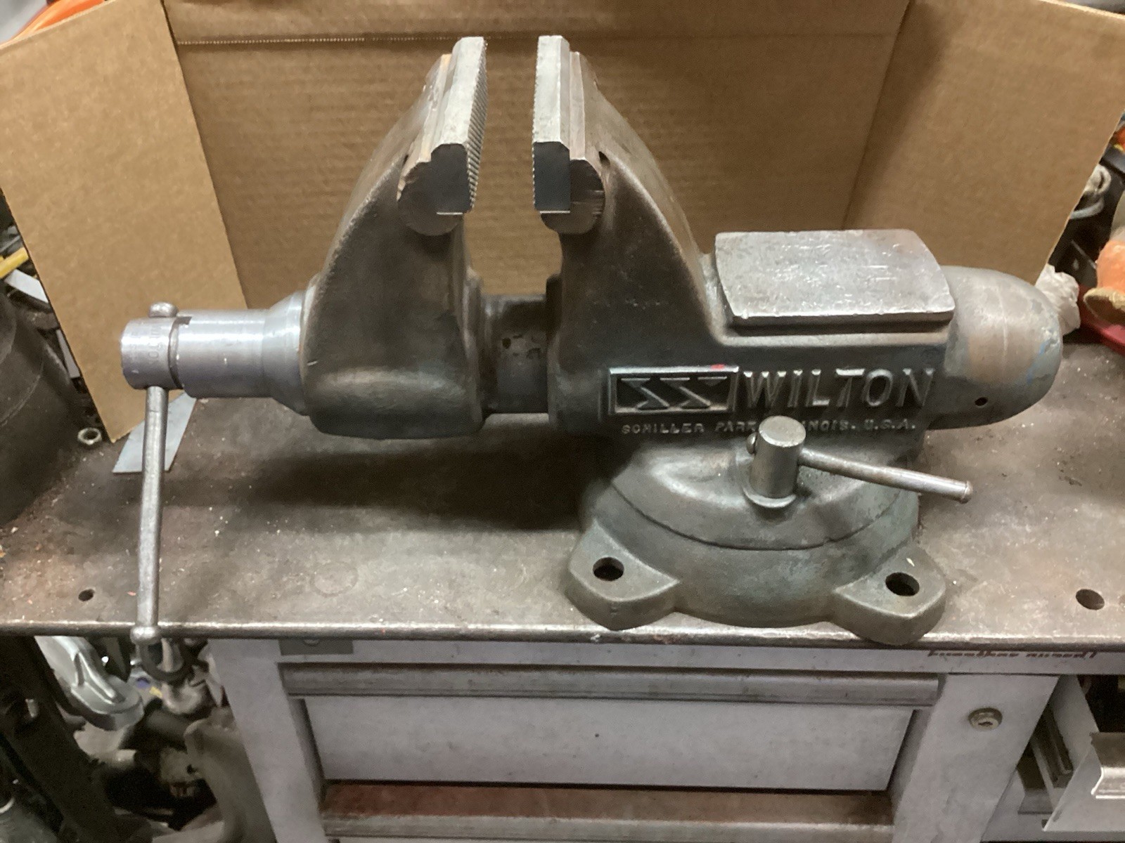 RARE Vintage Wilton powrscrew vise  4.5 JAWS