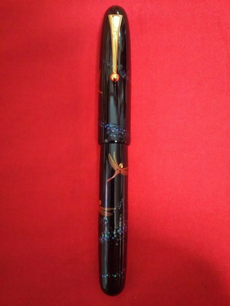 Pilot Maki-e Emperor No. 50 DRAGONFLY (KACHIMUSHI) Yasunori Sakamoto Pilot Maki-e Emperor No. 50 DRAGONFLY (KACHIMUSHI) Yasunori Sakamoto