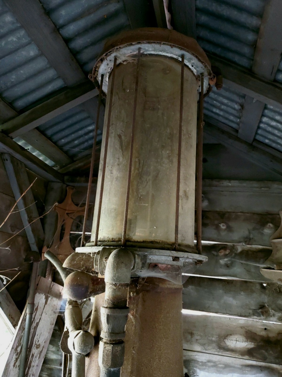 Antique Gas Pump 1913-1917 Union 76 Manufacture possibly Wayne Rusted 
